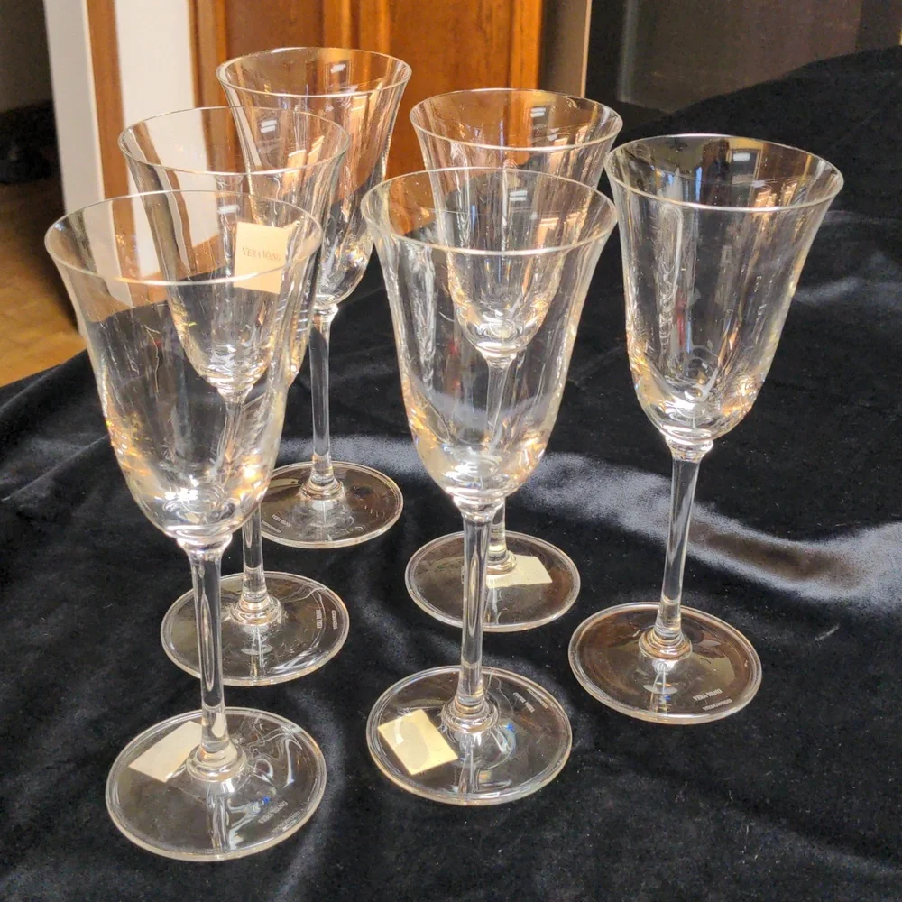 VERA WANG Wedgwood Classic Wine Glasses